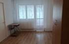Garsoniera Craiovei de vanzare in bloc de apartamente