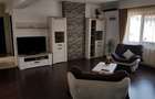 Apartament cu 3 camere semidecomandat în Central - 2