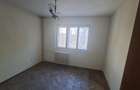 Apartament 4 camere de vanzare Ploie?ti, Bld. Republicii - 5