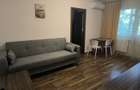 Inchiriez apartament cu 2 camere zona Scoala 8 - 1