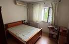 Apartament cu 3 camere decomandat în P-ța Victoriei - 2