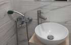 Inchiriez camera de camin cu baie si bucatarie proprie - 5
