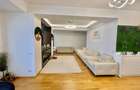 Apartament cu 5 camere decomandat în Aviației - 2