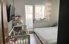 Vand apartament cu doua camere in 8 Martie +garaj+ parcare in fata blocului - 7
