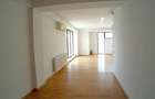 Apartament cu 3 camere decomandat în Herăstrău - 9