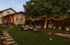 Casa la rosu - 25 km pana in Bucuresti - living 36mp - 2