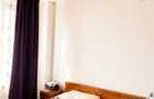 Apartament 2 camere ,etajul3, complet mobilat si utilat, centrala proprie pe gaz, bloc caramida, zona Policlinica Motru, J4-2-14, pret 37.500 euro - 2