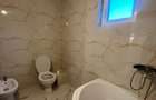 Casă cu 5 camere cu Teren 300 Mp în Central - 14