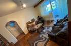 Apartament cu 3 camere decomandat în Aleea Trandafirilor - 2