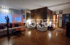 Apartament cu 3 camere decomandat în Central - 1