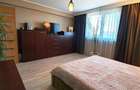 Apartament cu 4 camere decomandat în Tractorul - 36