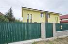 Casă cu 4 camere cu Canalizare în Dumbrăvița - 2