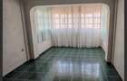 Casă cu 8 camere cu Canalizare în Deal - 11