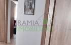 Apartament cu 3 camere decomandat în Tractorul - 4