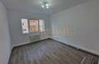 Apartament de 2 camere, 54 mp., zona Lama - 4