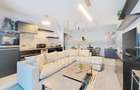 Apartament cu 3 camere semidecomandat în Central - 1