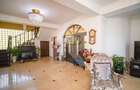 Casă cu 7 camere cu Teren 300 Mp în Colentina - 5