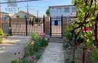 Casă individuală cu 4 camere cu Canalizare în Valu lui Traian - 7
