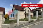 Casă individuală cu 4 camere cu Canalizare în Chinteni - 1