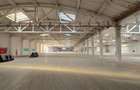 Spațiu industrial, de 3,200 mp, în Exterior Sud - 3