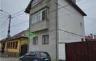 Casă cu 4 camere cu Teren 1861 Mp în Hărman - 1