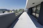 Apartament cu 3 camere decomandat în Tractorul - 14