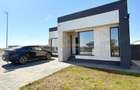 4 camere 2 bai 350mp teren 2 minute STV - 2