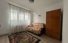 Apartament cu 3 camere, decomandat, etajul 2 , centrala proprie - 1