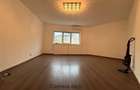 Apartament cu 3 camere decomandat în Lipovei - 2