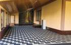 Vand casa la cheie in sat costi