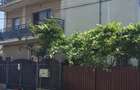 Proprietar vand BLOC / VILA (3 etaje) cu 3 apartamente, mansarda locuibila si terasa, zona Compozitorilor/ Academia Navala - 1