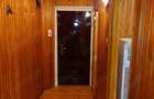Vand apartament cu 2 camere.