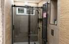 Vand apartament cu 3 camere semidecomandat - 2