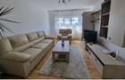 Vanzare apartament 2 camere str. Revolutiei - 1