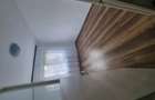 Apartament 2 camere nemobilat - de inchiriat zona Malu Rosu