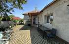 Vand casa din caramida, st.494 mp, sc.131 mp, cu 4 cam.2 bai, moderna - 3