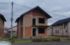 Vand casa la ro?u Proiect P+M 167mp,teren 504 mp