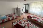 Inchiriez camera Beach Please in Costinesti zona reper Biserica Sf. Dumitru . - 1