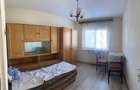 Inchiriez apartament 3 camere in Decebal