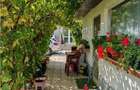 Ferma 3,3ha, din care 2,5ha intravilan, vila 7 camere, D+P+E+M, casa p - 18