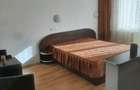 Casa Stefan-Sinaia,cu o capacitate de 14 spatii,inchiriaza doar in sezonul cald,pentru minim 3 luni. - 8
