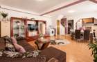 Apartament foarte spatios 3 camere balcon zona Cedonia intabulat
