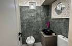 De vanzare apartament cu 3 camere situat pe Bd. Roman Musat, renovat - 12