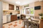 Vilă Familială pe Teren de 499 mp | 197 mp Utili | 3 Dormitoare | Sector 3 - 8