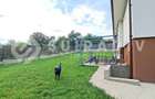 Casa moderna, pet friendly, curte de 352mp Dezmir - 8