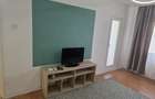 Inchiriez apartament 2 camere, decomandat, balcon, proaspat renovat, mobilat, utilat Arad, zona Aradul Nou vizavi de Gara, bloc reabilitat. - 7