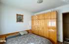 Apartament de vanzare cu 3 camere, decomandat, zona Soarelui
