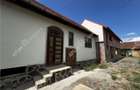 Casa individuala cu teren de 1400 mp situata la 10 km de Sibiu - 1