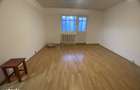 Apartament 3 camere, zona Han, etaj 3