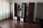 Inchiriez ap 2 camere Rovine - 4